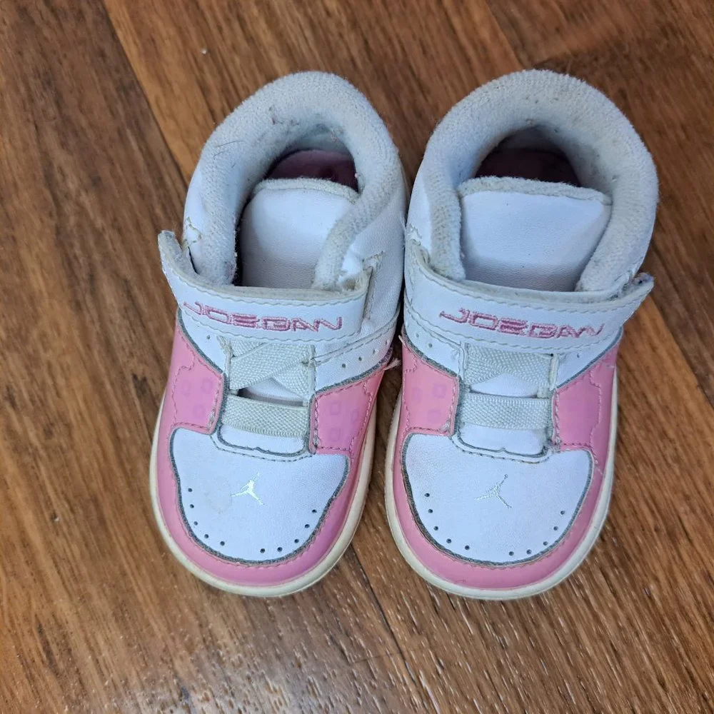 Jordan Baby Infant Girl's Hook and Loop Sneakers Pink and White Size 4C